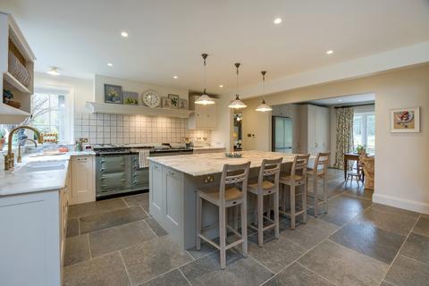 undefined, Lyndhurst SO43