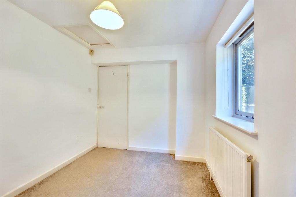 Ground Floor Bedroom 2 2.jpeg