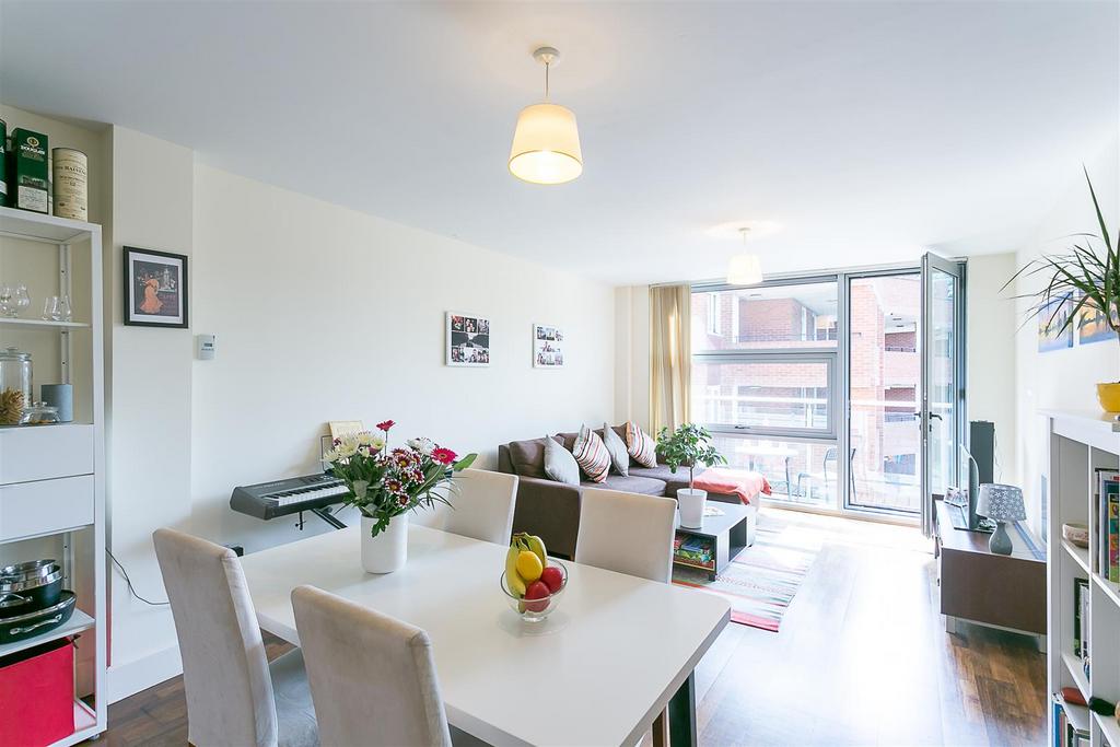 Open Plan Reception