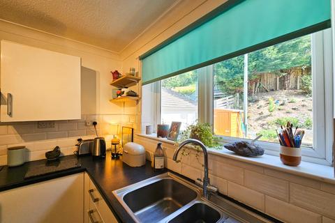 18 Brynglas Road, Llanbadarn Fawr, Aberystwyth, SY23 3QR