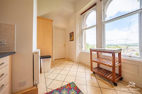 4 Hamilton Gardens, Perth, PH2 0SX