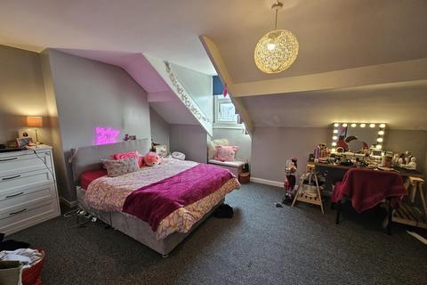 6 bedroom house to rent, Cliff Mount, Leeds LS6
