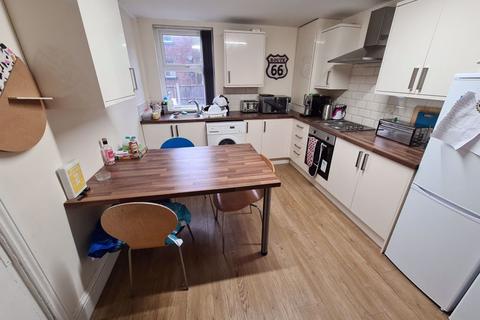 6 bedroom house to rent, Norwood Terrace, Leeds LS6