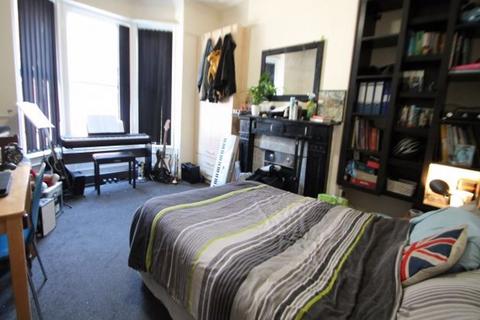 6 bedroom house to rent, Norwood Terrace, Leeds LS6