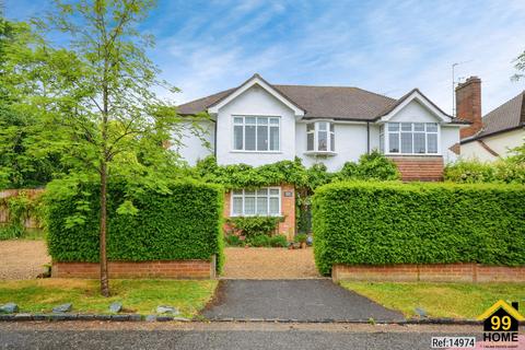 5 bedroom detached house for sale, The Rowans, Gerrards Cross, United Kingdom, SL9