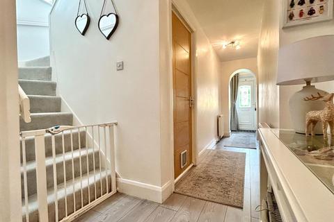 4 Paddock Croft, Swinton, Mexborough, S64 8XD