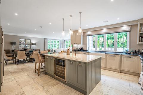 Kingsglade Forest Drive, Kingswood, Tadworth, KT20 6LU
