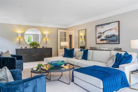 Kingsglade Forest Drive, Kingswood, Tadworth, KT20 6LU