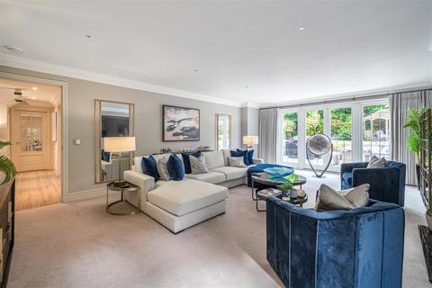 Kingsglade Forest Drive, Kingswood, Tadworth, KT20 6LU