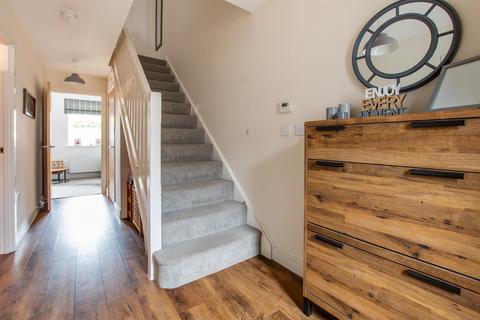8 Champion Road, Bitton, Bristol, BS30 6AD