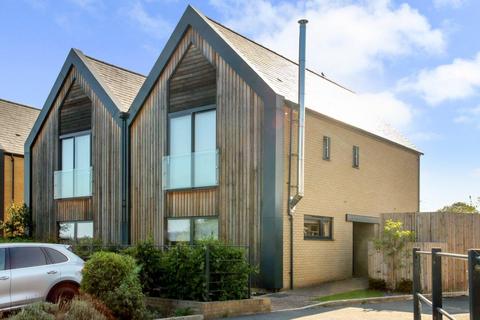 14 Blumer Lock, Yalding, Maidstone, ME18 6AD