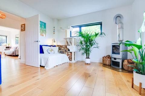 14 Blumer Lock, Yalding, Maidstone, ME18 6AD