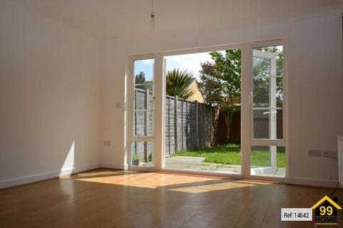 17 Mermaid Close, Northfleet, Gravesend, DA11 9EF