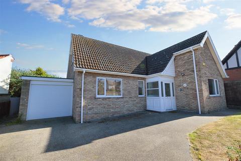 3 bedroom chalet for sale, Norfolk Road, Sheringham