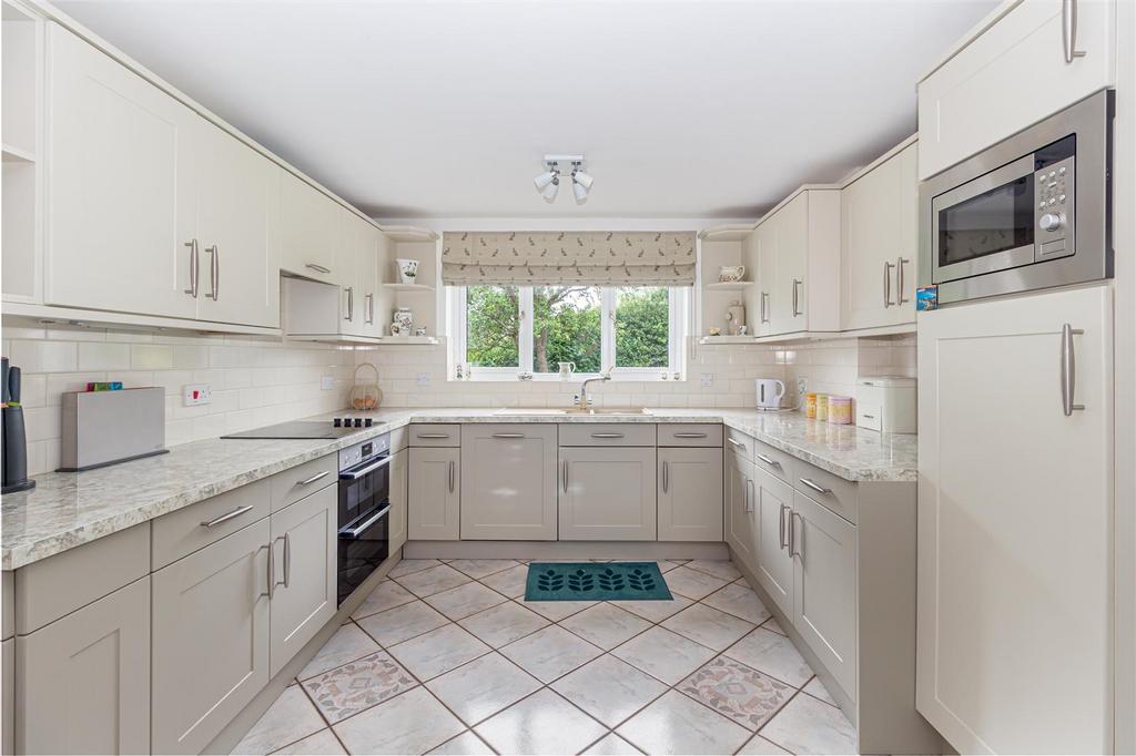 Kitchen-2.jpg