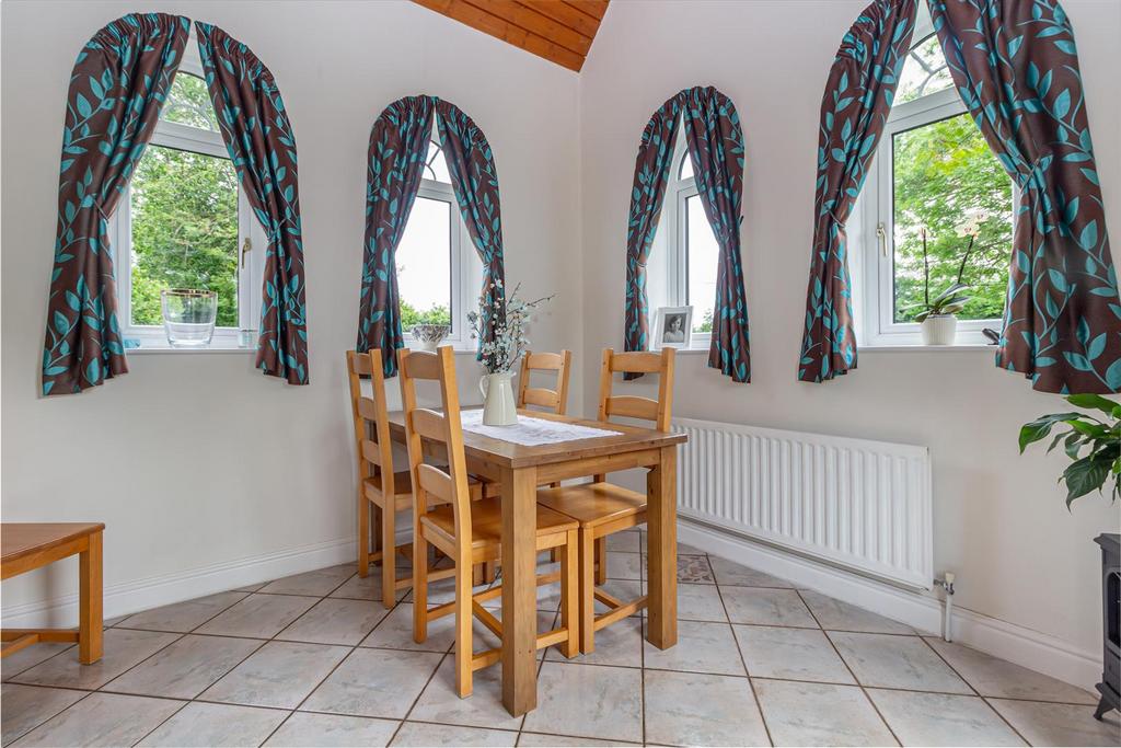 Dining-room-2.jpg