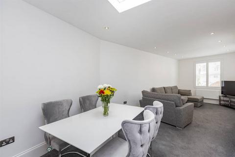 3 bedroom apartment for sale, Richmond Street, Herne Bay