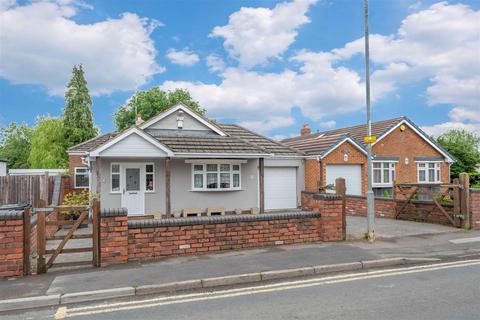 4 Lea Green Lane, Wythall, Birmingham, B47 6HE