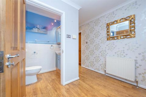 4 Lea Green Lane, Wythall, Birmingham, B47 6HE
