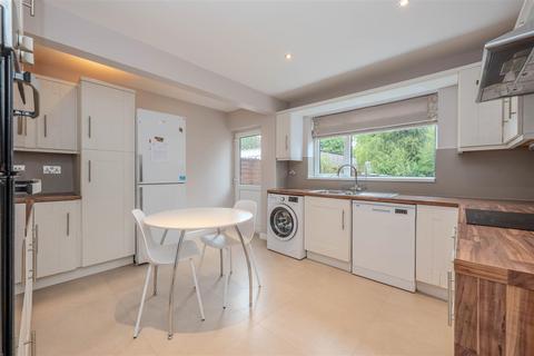 4 Lea Green Lane, Wythall, Birmingham, B47 6HE