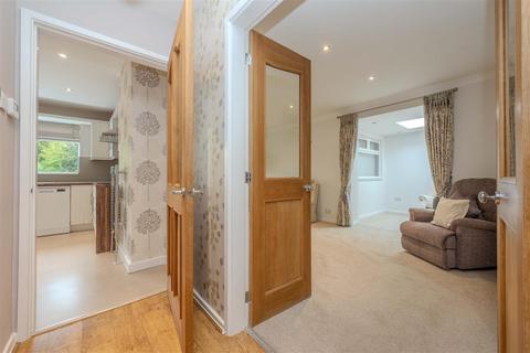 4 Lea Green Lane, Wythall, Birmingham, B47 6HE