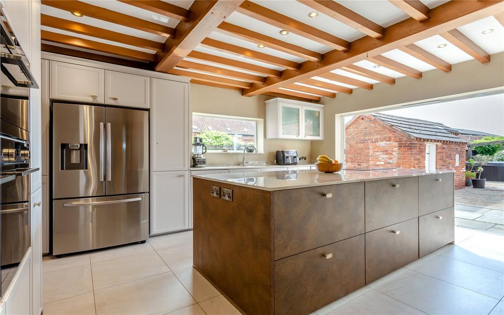 Kitchen/Breakfast