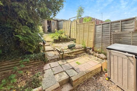 1 bedroom ground floor maisonette for sale, 7B, Beatty Close, Daventry, Northamptonshire NN11 4LT