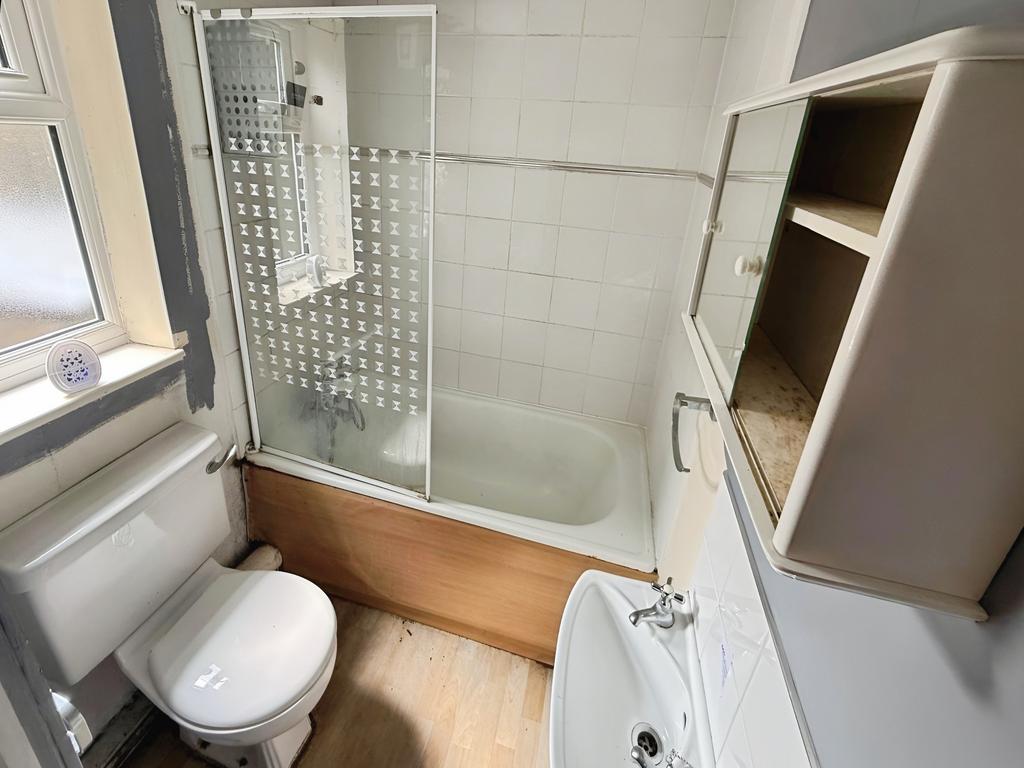 8 T202506021515.jpg