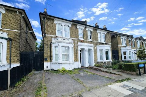 2 bedroom maisonette for sale, Ringstead Road, London, SE6