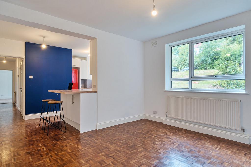 Kitchen/Reception