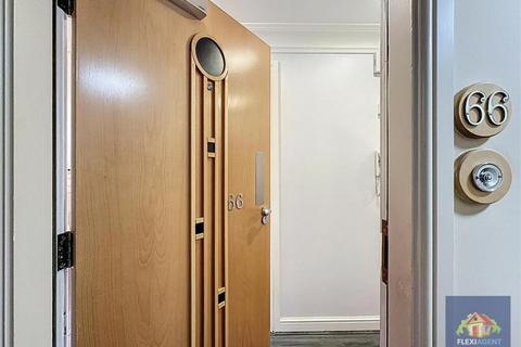 2 bedroom apartment for sale, Marine Gate Mansions, Southport PR9