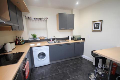 undefined, KINGSTON ROAD, LEATHERHEAD, KT22