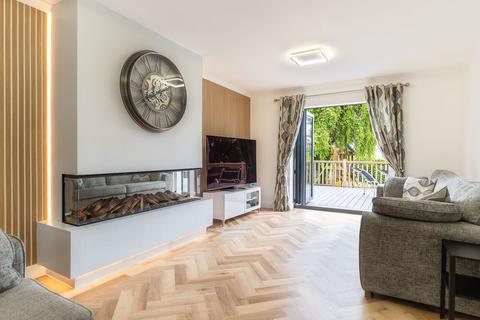 6 Trinity View, Caerleon, Newport, NP18 3SU