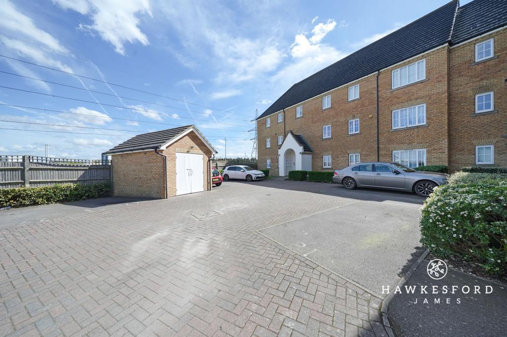 Samuel Drive, Sittingbourne - Parking