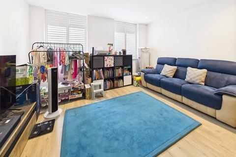 2 bedroom apartment to rent, Second Cross Road, UK