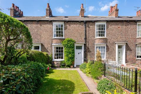 3 bedroom terraced house for sale, Tower Place, York, YO1 9RZ
