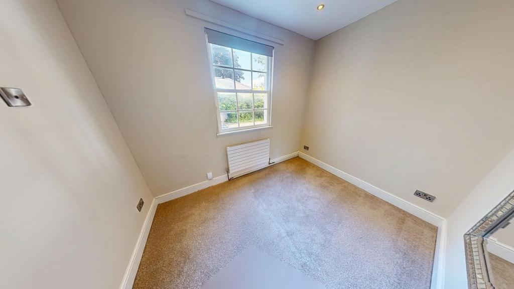 Flat-2-89-Western-Terrace-05122025 170355