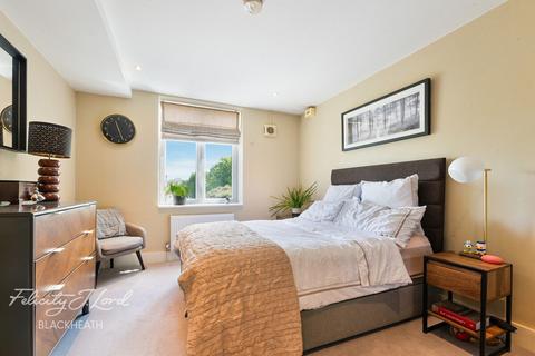 Vanbrugh Hill, London SE3