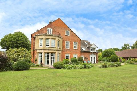 2 bedroom retirement property for sale, Rectory Court, Nottingham NG13