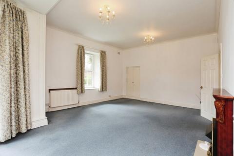 2 bedroom retirement property for sale, Rectory Court, Nottingham NG13