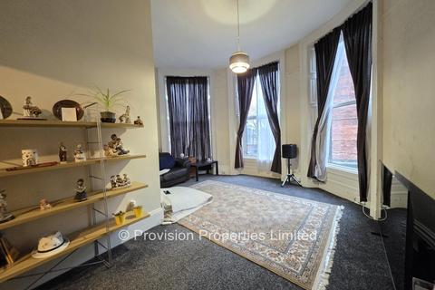 1 bedroom flat to rent, Moorland Road, Hyde Park LS6