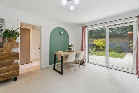 4 Birkett Way, Chalfont St Giles, HP8 4BH