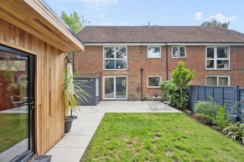 4 Birkett Way, Chalfont St Giles, HP8 4BH