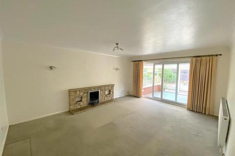 3 bedroom bungalow for sale, Eastergate, Bexhill-On-Sea