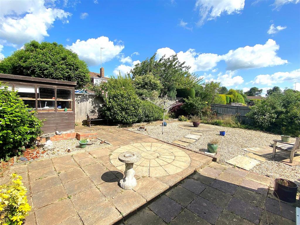 16 Eastergate - Garden1 to use.jpg