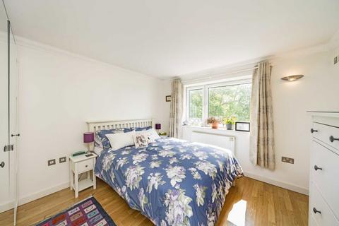 2 bedroom flat for sale, Leigham Court Road, London SW16