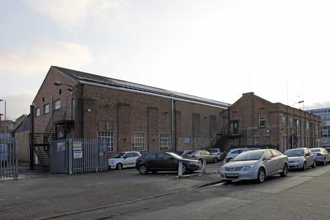 Warehouse to rent, Campfield Rd St Albans AL1 5HT