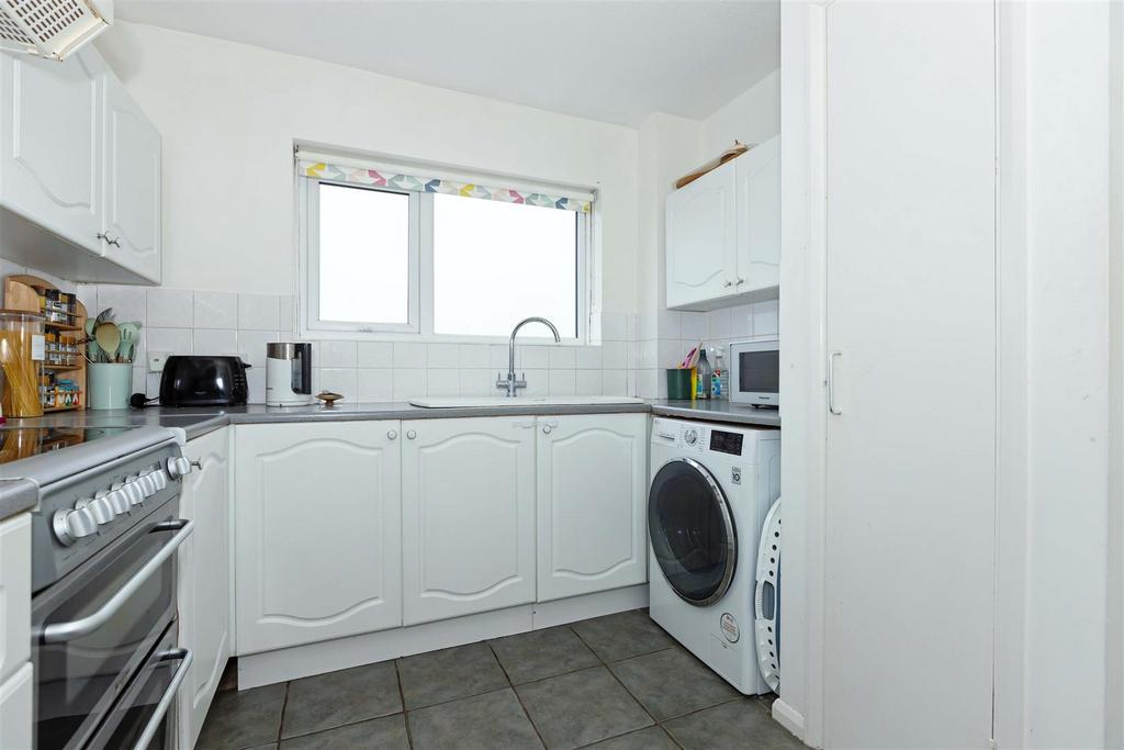 Willow court 13.JPG