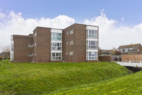 2 bedroom flat for sale, The Strand, Goring