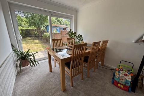 3 bedroom detached house for sale, BH10 GRAYCOT CLOSE, Kinson